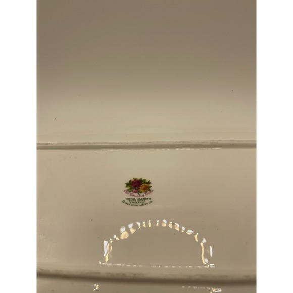 Royal Albert - OLD COUNTRY ROSES - 12" Rectangular Sandwich Tray - Picture 8 of 8
